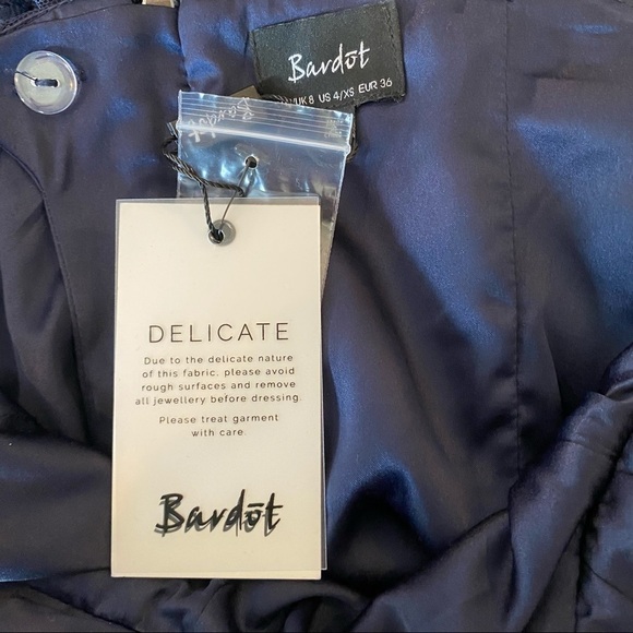 Bardot Gia Lace Dress Navy 4 - Picture 8 of 10